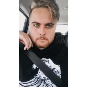 Meet your Posher, Cody